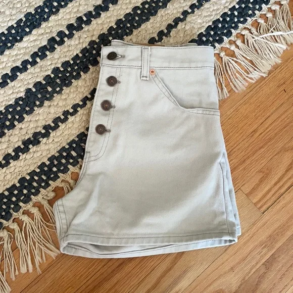 Levi Khaki Button Fly Long Shorts - Picture 1 of 9